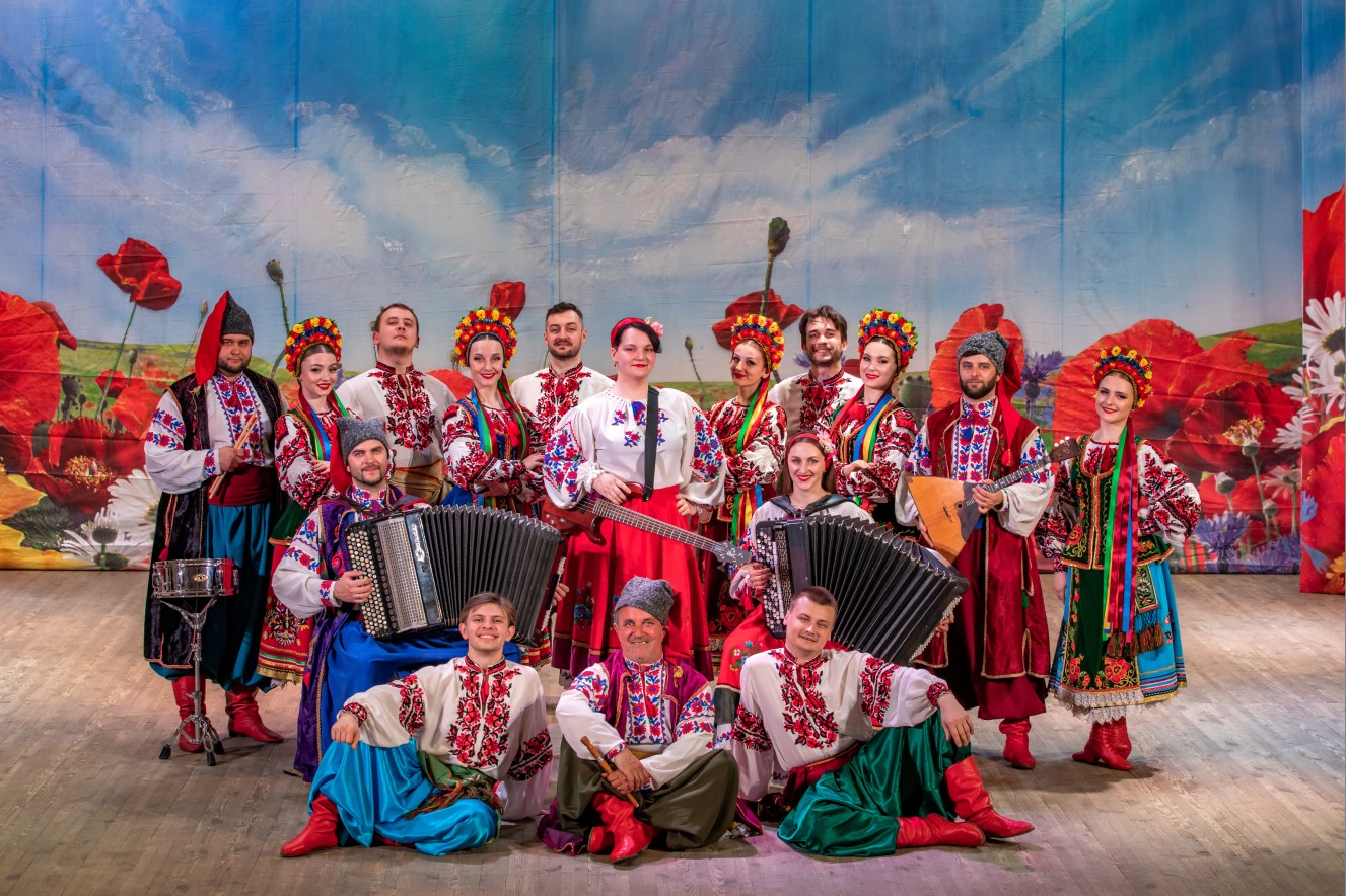 Посещение Луганской академической филармонии: Ансамбль песни и танца «Раздолье».